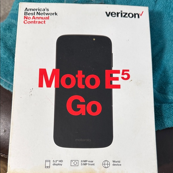 Motorola Moto E5 Go - Black Verizon only